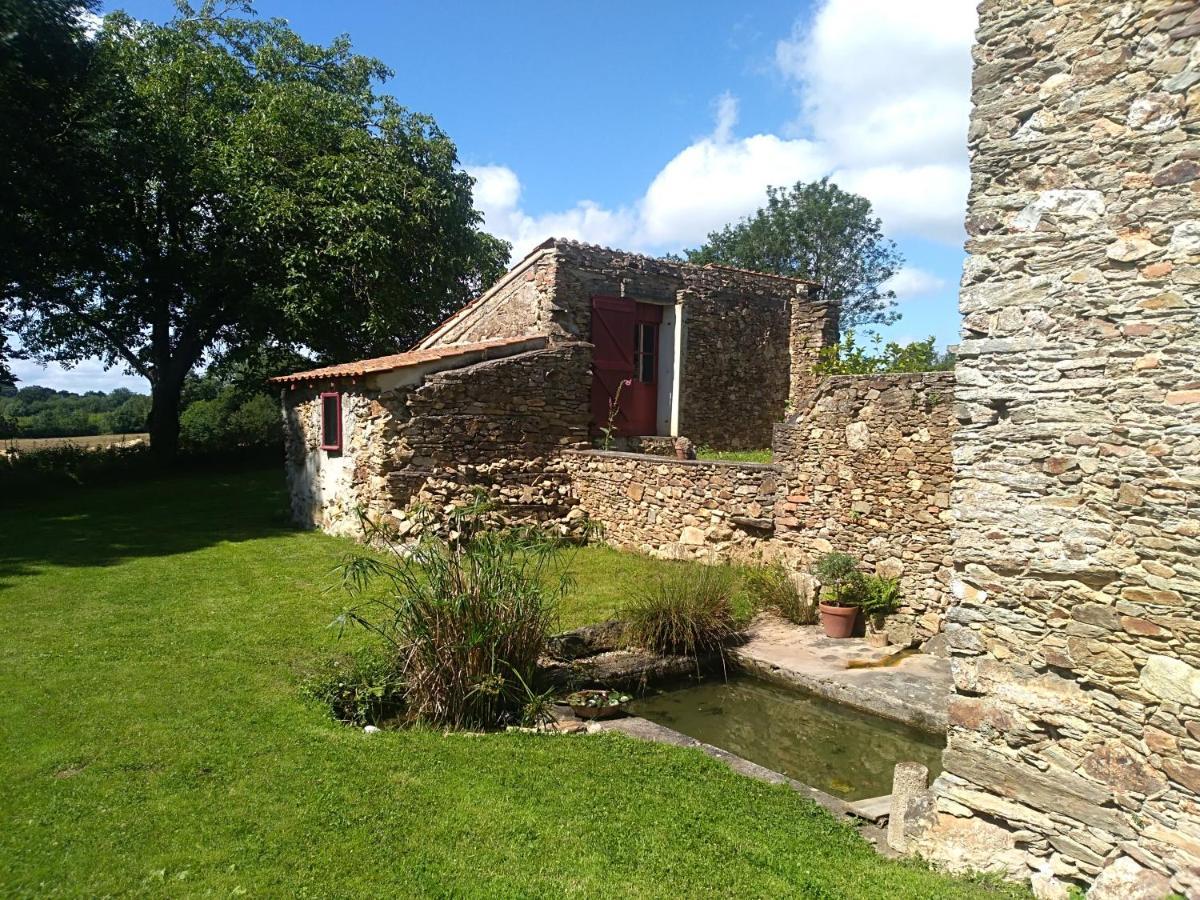 La Petite Maison Dans La Prairie Scillé Kültér fotó